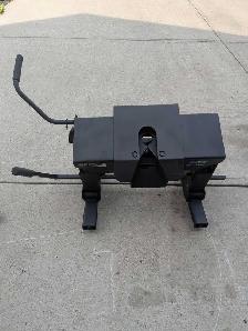 Fifth Wheel Hitch