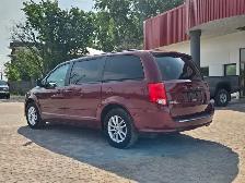 2016 Dodge Grand Caravan SXT Minivan ONLY 65,000kms! - Photo 3