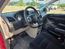 2016 Dodge Grand Caravan SXT Minivan ONLY 65,000kms! - Photo 9