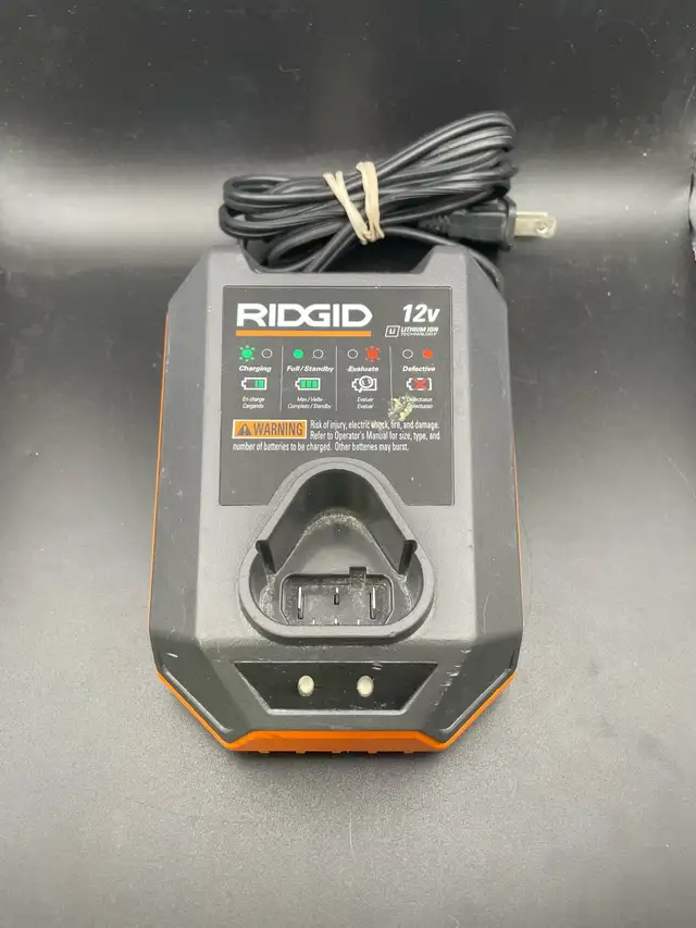 RIDGID 12V CHARGER