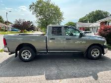 2012 Dodge Ram 1500 4.7L V8 - Photo 3