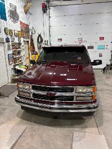 1997 Chevrolet Cheyenne Extended Cab 1500 - Photo 2