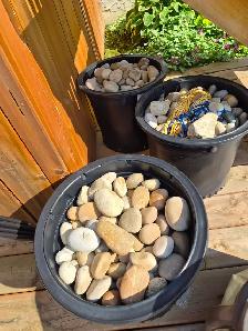 Landscaping rocks - Photo 2