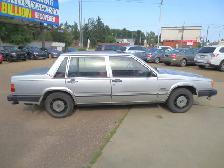 1986 Volvo 740/760 GLE 2.3L | Htd Lthr/Roof ~ Only 181k~Carfax C - Photo 2