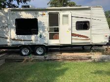 2010 Coachman Catalina 22 FB