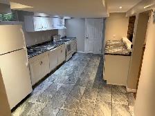 one bedroom - Photo 2