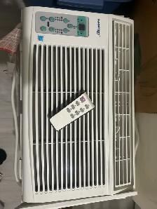 Air Conditioner - 8,000 BTU - Kool King