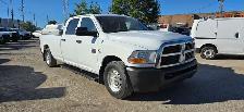 2011 Ram 2500 ST Cummins Diesel 8Ft box - tow package - Photo 3