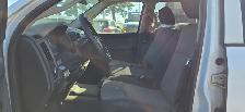 2011 Ram 2500 ST Cummins Diesel 8Ft box - tow package - Photo 15