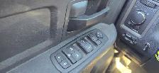 2011 Ram 2500 ST Cummins Diesel 8Ft box - tow package - Photo 19