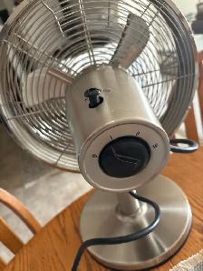 Nautica Pedestal Table Fan - Photo 2