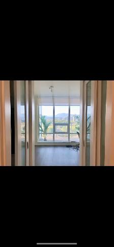 Bright & Modern 2 Bed   2 Bath Condo for Rent(Surrey SFU) - Photo 4
