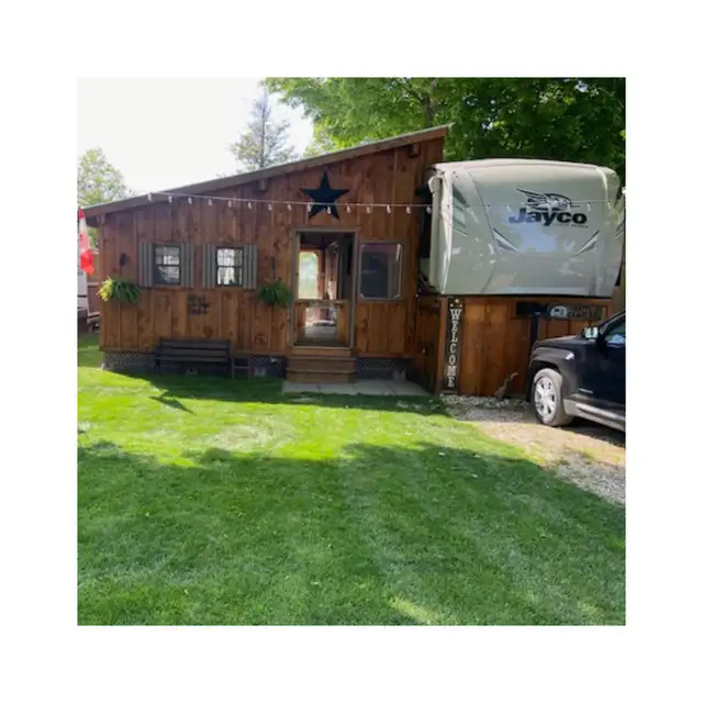 Trailer like cottage