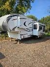 2012 Cougar fifth wheel