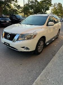 2015 Nissan Pathfinder - Photo 2