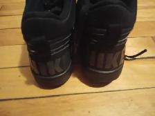 Nike Shoes Kids Size 6Y Court Borough Mid Triple Black - Photo 3