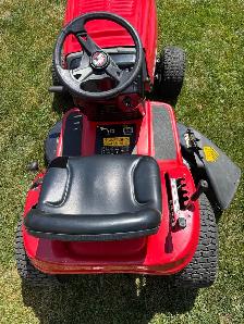 38" Yard Machines riding lawnmower - Photo 3