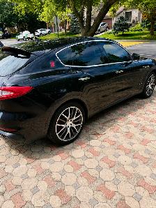 2020 Maserati Levante SQ4 - Photo 3
