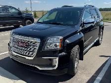 2017 GMC Terrain Denali - Photo 2