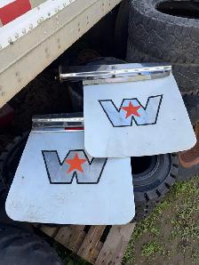 Western Star OE Rear Mudflaps - Photo 2