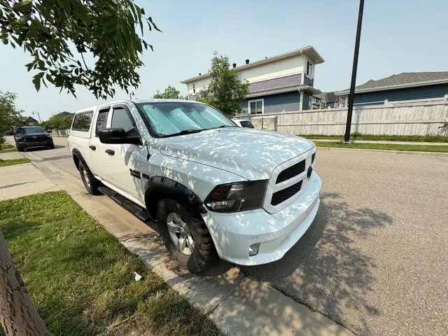 2018 Dodge Ram with Topper. Excellent Condition