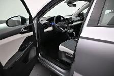 2025 Volkswagen Taos TRENDLINE WHY WAIT? DRIVE HOME TODAY! - Photo 14