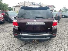 2013 Toyota Highlander BASE - Photo 6