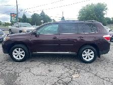 2013 Toyota Highlander BASE - Photo 8