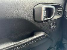 2018 Jeep Wrangler Unlimited Sahara - Photo 18