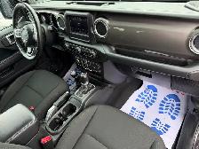 2018 Jeep Wrangler Unlimited Sahara - Photo 23