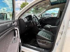 2018 Volkswagen Tiguan Highline 4MOTION PANORAMIC MOONROOF - Photo 11