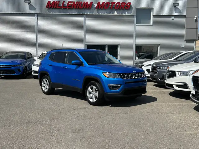 2018 Jeep Compass LATITUDE 4X4/NAVIGATION APPLE CARPLAY/B.CAM/FI