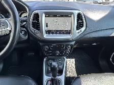 2018 Jeep Compass LATITUDE 4X4/NAVIGATION APPLE CARPLAY/B.CAM/FI - Photo 30