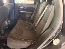 2015 Jeep Cherokee North - Photo 13