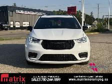 2025 Chrysler Pacifica Limited - Photo 2