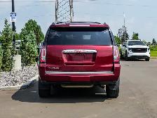 2017 GMC Yukon Denali AWD 6.2L 7 Passenger | Power Sunroof - Photo 11