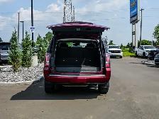 2017 GMC Yukon Denali AWD 6.2L 7 Passenger | Power Sunroof - Photo 13