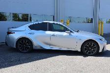2023 Lexus IS IS 300 F-Sport AWD|NOACCIDENTS|BSM|LANEKEEP|SUNROO - Photo 4