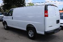 2025 Chevrolet Express Cargo Van RWD 2500 135' - Photo 2