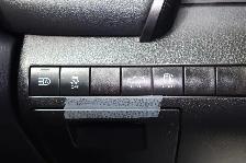 2021 Toyota Camry HYBRID LE Auto - Photo 13