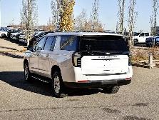 2026 Chevrolet Suburban LT - Photo 11