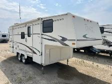 2001 Triple E 214SS Couples Model