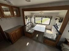 2001 Triple E 214SS Couples Model - Photo 11