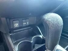 2016 Honda Fit EX! CLEAN CARFAX! AUTO! A/C! SUNROOF! NEW MVI! - Photo 29