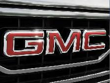 2026 GMC Sierra 1500 AT4 - Photo 9