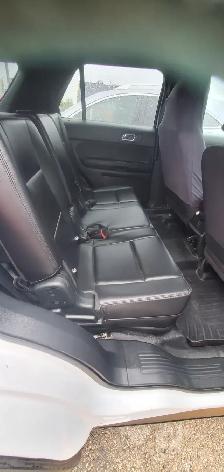 2019 Ford Explorer - Photo 3