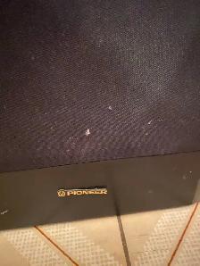 2 Used Speakers and Subwoofer For Sale - Photo 2