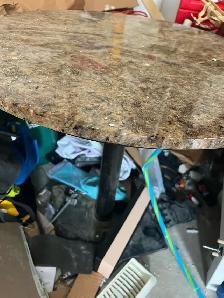 Table Round Stone Top $50 - Photo 2