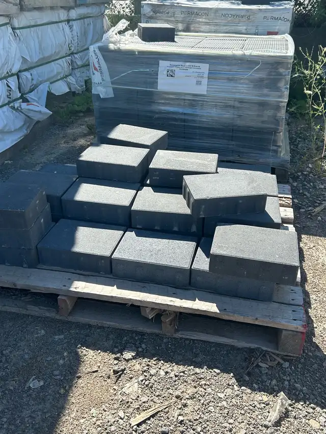 Permacon Kensington Smoth Pavers