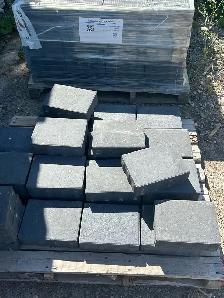 Permacon Kensington Smoth Pavers - Photo 2